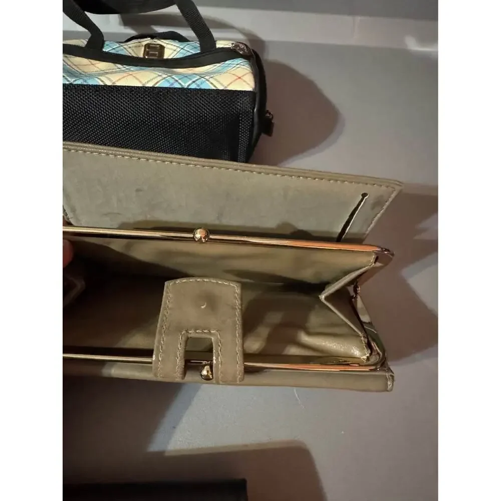 Women’s Wallets - Picture 7 of 7